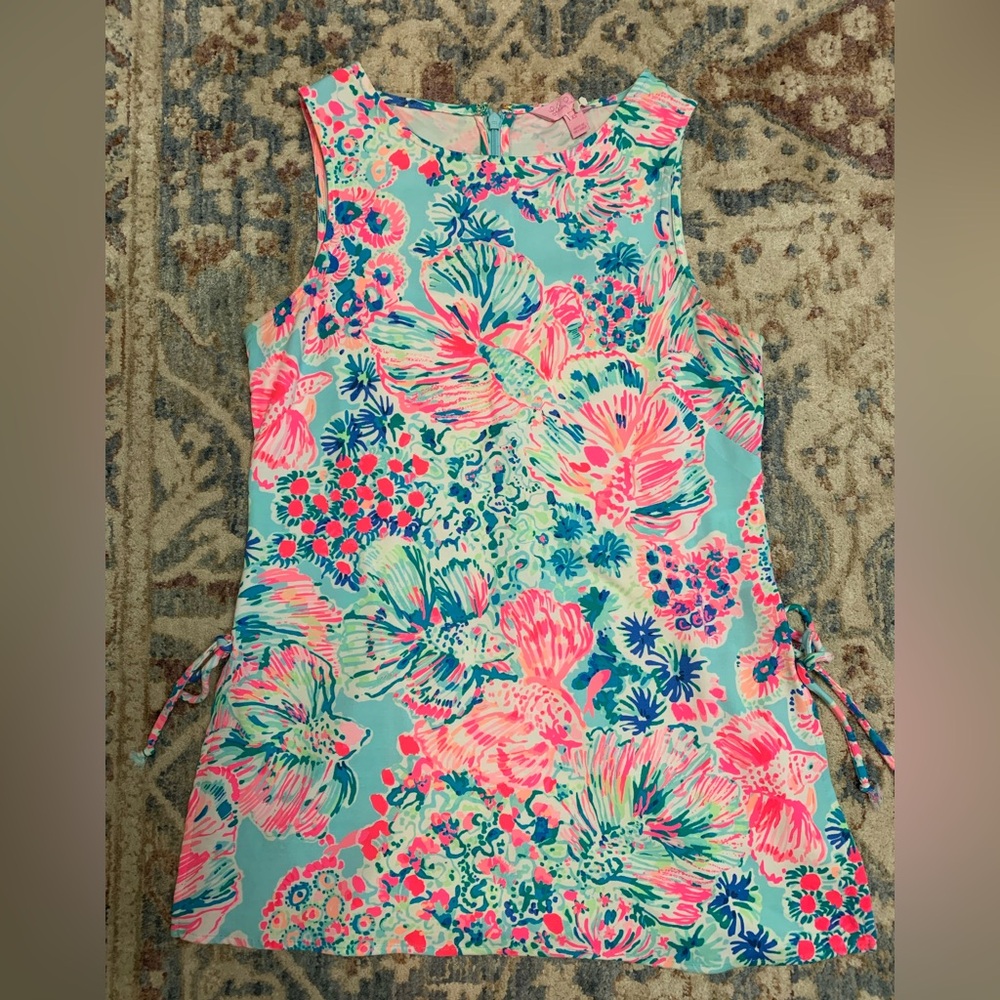 Lilly Pulitzer Women’s Tropical Print Sleeveless Blouse